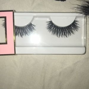 lashes